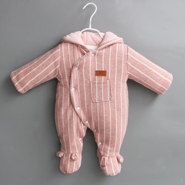新生嬰兒冬裝包腳衣服網紅男女寶寶連體衣秋冬外出服哈衣可愛超萌