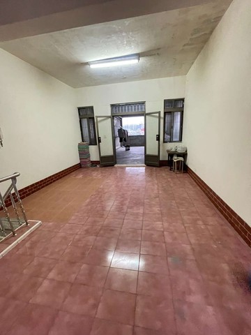 小玉好房 左營商圈最熱鬧地段 黃金透店大基地｜高雄市左營區勝利路