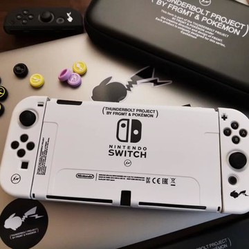 任天堂SwitchOLED保護殼NS硅膠TPU主板手柄全軟殼 白色藤原浩