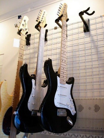 台灣製 CNBear H-30-1B 民謠吉他 古典吉他 電吉他 Bass 烏克麗麗 掛架 吊架【唐尼樂器】