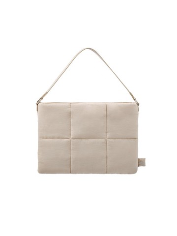 【BLANK SPACE】 Uno 蓬蓬豆腐電腦包(米色)