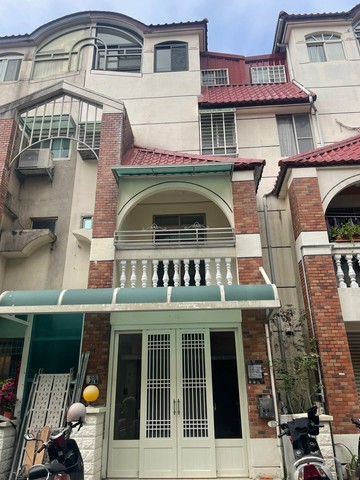 天星國家別墅享受寧靜居家生活美墅｜台中市北屯區東山路二段