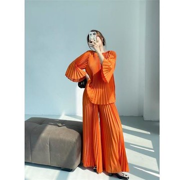 【巴黎精品】現貨+預購 三宅風皺褶衣服套裝女上衣長褲高級摺衣彈力女裝顯瘦折衣大碼-T恤長袖2色a1jb35