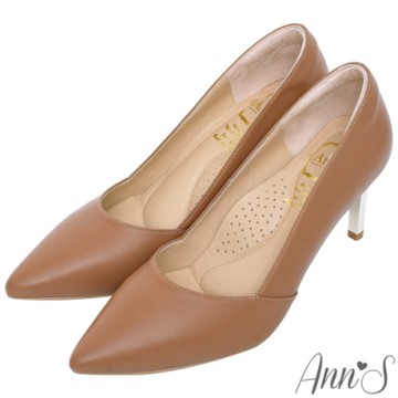Ann’S嚮往的女人味-性感弧線柔軟小羊皮電鍍細跟尖頭高跟鞋-棕