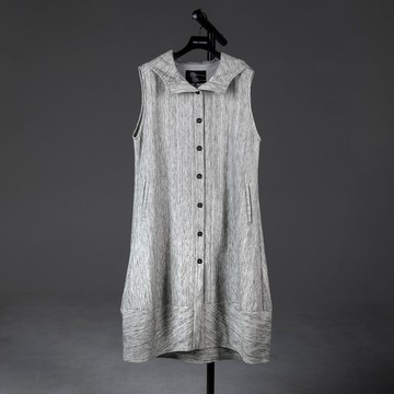 連帽翻領繭型長背心