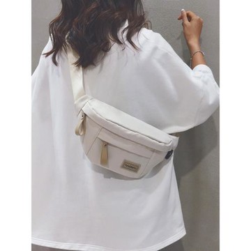 日韓潮流胸包女2025新款簡約腰包運動單肩小背包百搭帆布小斜挎包