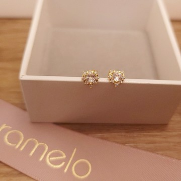 送禮物 現貨商品【焦糖小姐 Ms caramelo】925純銀鍍K黃 鋯石耳環 愛心耳環系列