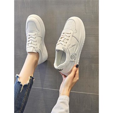 平底大碼女鞋41到43顯腳小春秋軟底不累腳小白鞋女款2025新款厚底