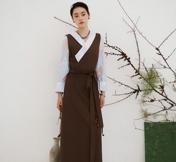 【素褐】 城市遊牧風/藏族元素/交領內搭/藏服