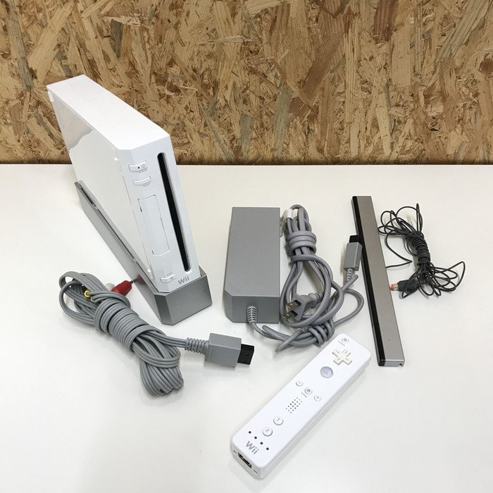 任天堂Wii本体（中古） - 家庭用ゲーム本体