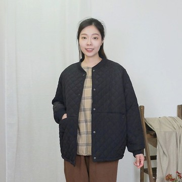 Hana Mokuba 紐釦門襟大口袋絎縫外套