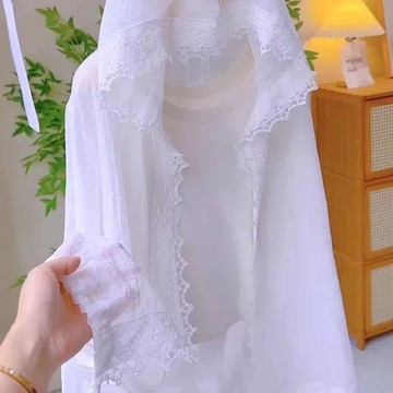 7481 名追隨者💛大碼蕾絲拼接連帽防曬襯衫女夏季新款輕薄透氣時尚防曬衫薄款外套HY2O
