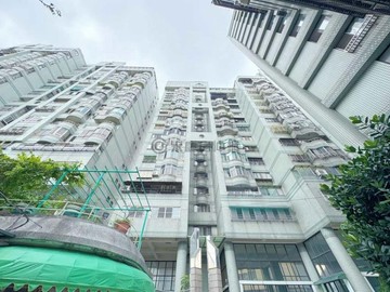 【莒光商圈｜蔚藍海岸 】四房平車屋況佳高CP值好屋｜高雄市楠梓區軍校路