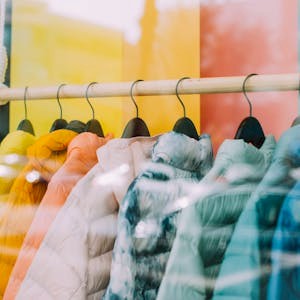 Low Intermediate English: Shopping & Customer Service