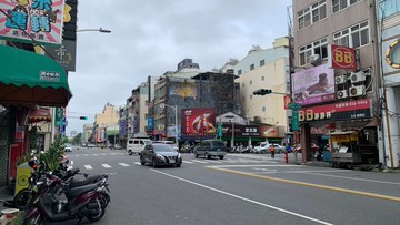 近高雄火車站美套房｜高雄市新興區八德一路