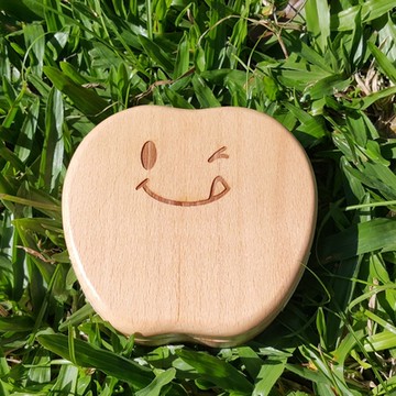 【gift4U 禮物+】台灣客製刻名兒童乳牙保存盒 俏皮啾咪 (乳牙盒 乳齒盒 兒童禮 小學生 成長紀念)