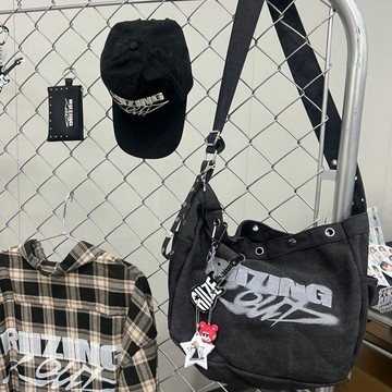 ⭐韓國代購正版⭐RIIZING拉椅子水洗做舊帆布斜挎包單肩包學生托特熱賣