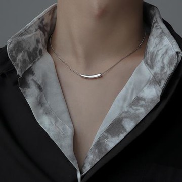 鎖骨鏈男百搭高級感禁欲男士項鏈輕奢小眾設計簡約潮男生鈦鋼吊墜