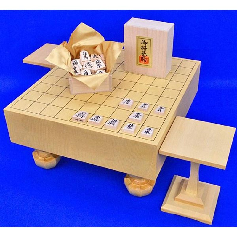 将棋セット 新かや3寸足付将棋盤セット(木製将棋駒白椿上彫駒)【囲碁