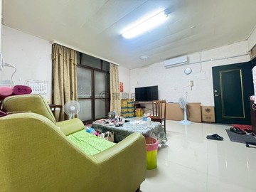 我是承辦｜西屯水湳市場旁｜低總價免整理大三房｜台中市西屯區中清西二街