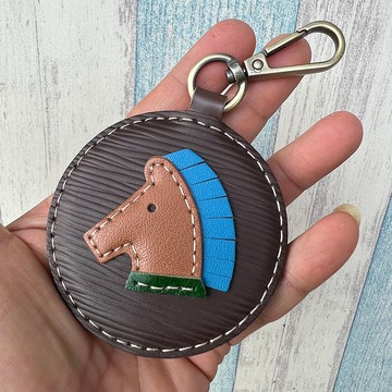 手工皮革 深咖啡色 水波紋 馬 純手工縫製 鑰匙扣 標準尺寸