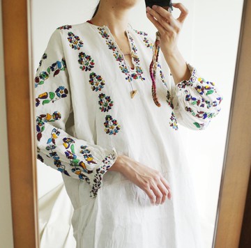 Vintage 烏克蘭手工珠繡亞麻長袍