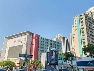 漢神巨蛋旁｜華爾道夫三房平車｜捷運商圈首選｜高雄市左營區新莊一路