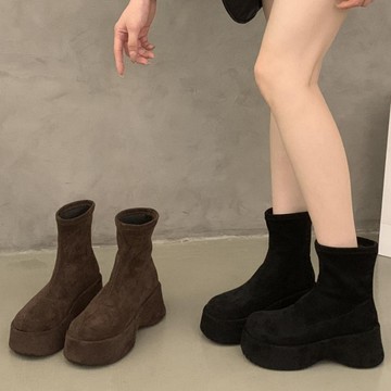 厚底鞋．韓系經典麂皮素面百搭短靴．白鳥麗子