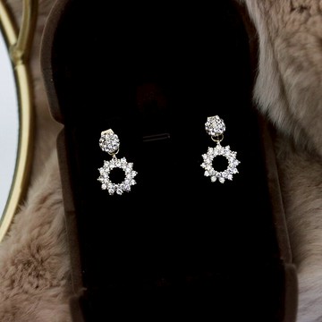 高級感S925銀針鑲鉆吊墜耳環精致閃耀網紅時尚簡約個性韓國耳飾1入