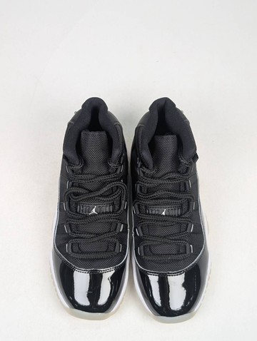微瑕疵-左右腳中底鞋底泛黃右腳內側壓痕 378038-011 4Y Air Jordan 11 “25th Anniversary” GS 黑銀女鞋