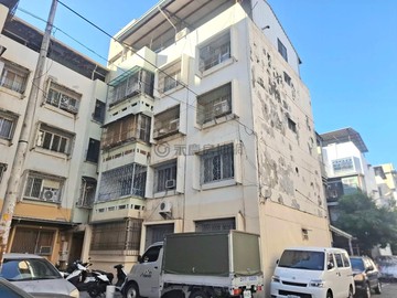 台中南區永和國宅低樓層邊間大三房｜台中市南區南和路