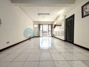 清豐公園旁、楠梓仁翔社區 溫馨3+1房 ｜高雄市楠梓區常德路