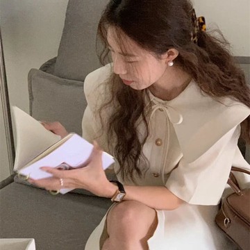 夏季2022新款女氣質輕熟風御姐法式復古娃娃領白色高級感連衣裙子