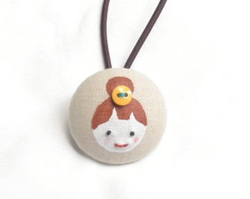 手繪微笑女孩包釦髮束