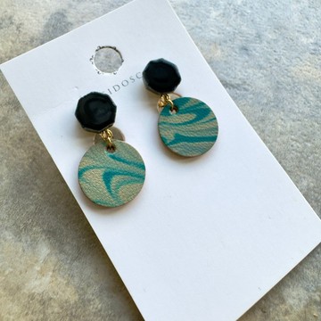 手工暈染皮革與陶藝耳飾 獨一無二 聯名飾品
