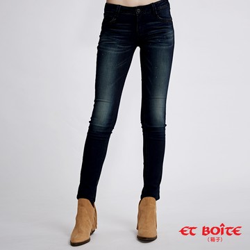 【單一特價】完美裝扮x金屬漆弧型微彈低腰小直筒褲 - ET BOiTE 箱子