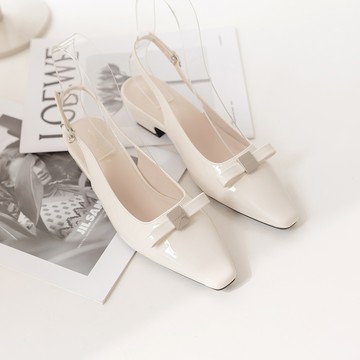 【夏季新品】HS 小方頭蝴蝶結低跟鞋 杏白色