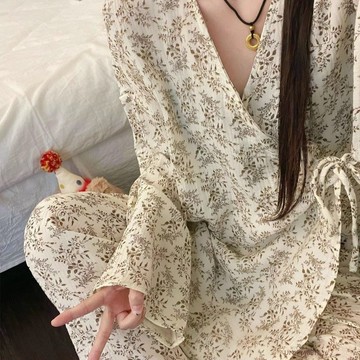 慵懶精緻碎花長袖睡衣女兩件套溫柔春秋薄款舒適減齡宅家復古睡衣女生睡衣 可愛睡衣 卡通睡衣 居家睡衣  休閒睡衣 寬鬆睡衣