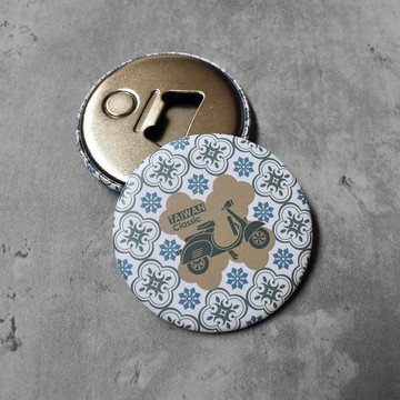 【桐鹿】海棠台灣 磁鐵開瓶器_經典偉士