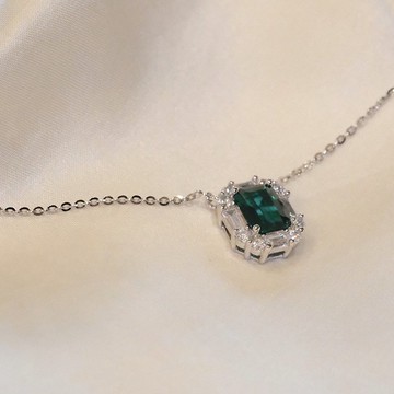 MAISON M輕奢祖母綠寶石項鍊