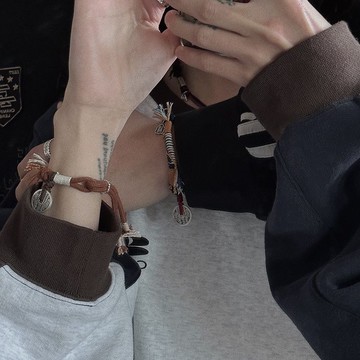 結緣品小物🙏🏻山鬼手鍊 防小人手鍊 原創設計藏式銀色山鬼花錢情侶手鏈清香型手工編織手繩小紅書同款