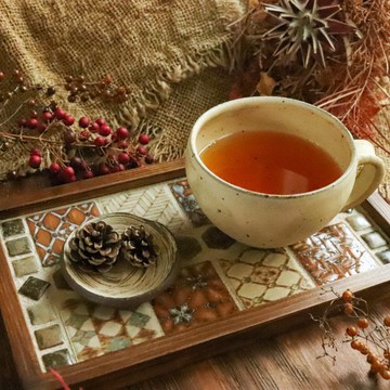 笠花紋瓷磚托盤