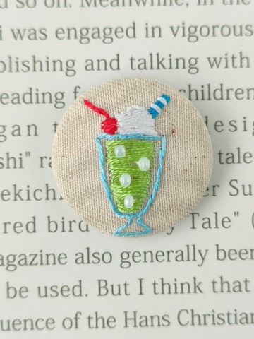 漂浮冰淇淋蘇打刺繡髮圈或刺繡胸針
