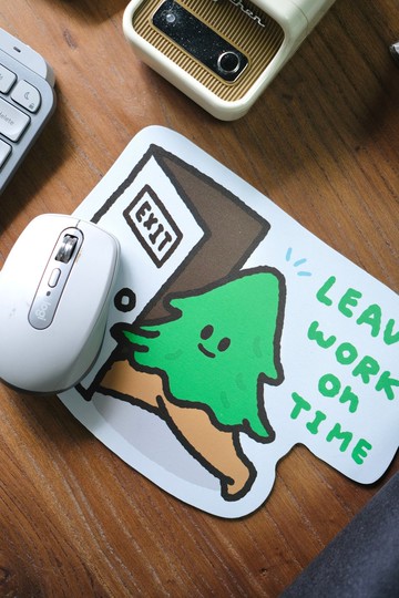 Camper Puu 滑鼠墊 準時下班