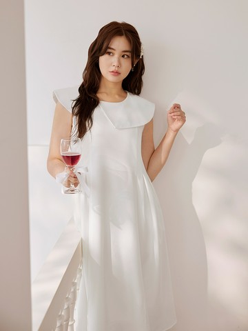 微甜不對稱翻領傘襬洋裝