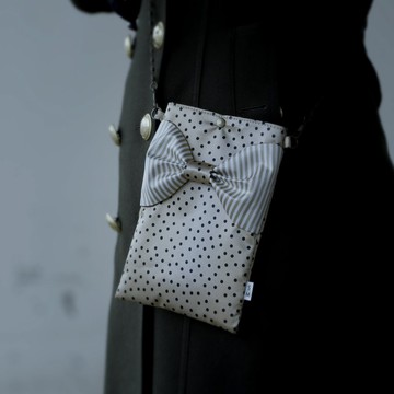2025年2月26日販售開始_New World Mini Fabric_手機斜背包_金點×條紋