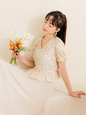 小V臉．V領高含棉印花拼接拋袖短版上衣