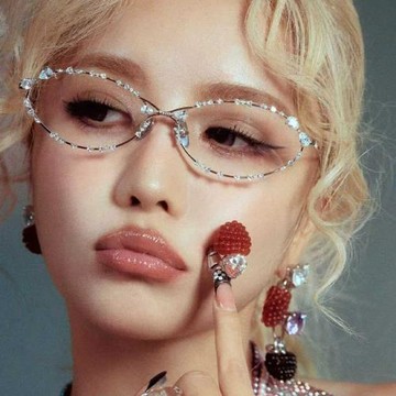 LISA同款GM韓版貓眼鑲鉆鉆石眼鏡框女款潮y2k辣妹凹造型素顏眼鏡