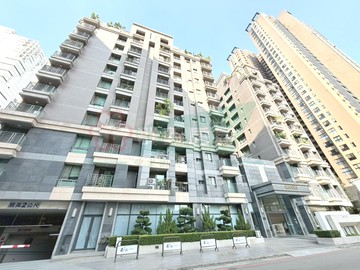 藍筱茹草悟道紐約CBD三房平車｜台中市西區美村路一段