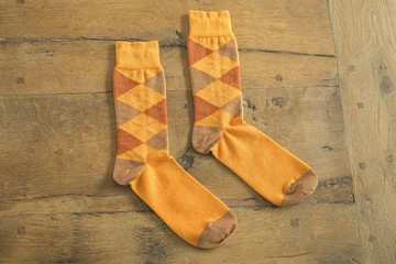 林果良品 蘇格蘭菱格紳士襪 芥末黃